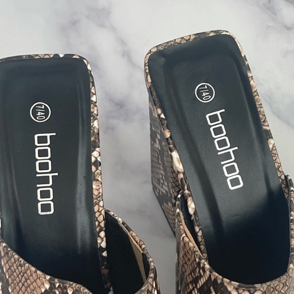 Boohoo Block Heel Mules Sandal Snake Print - Picture 5 of 6